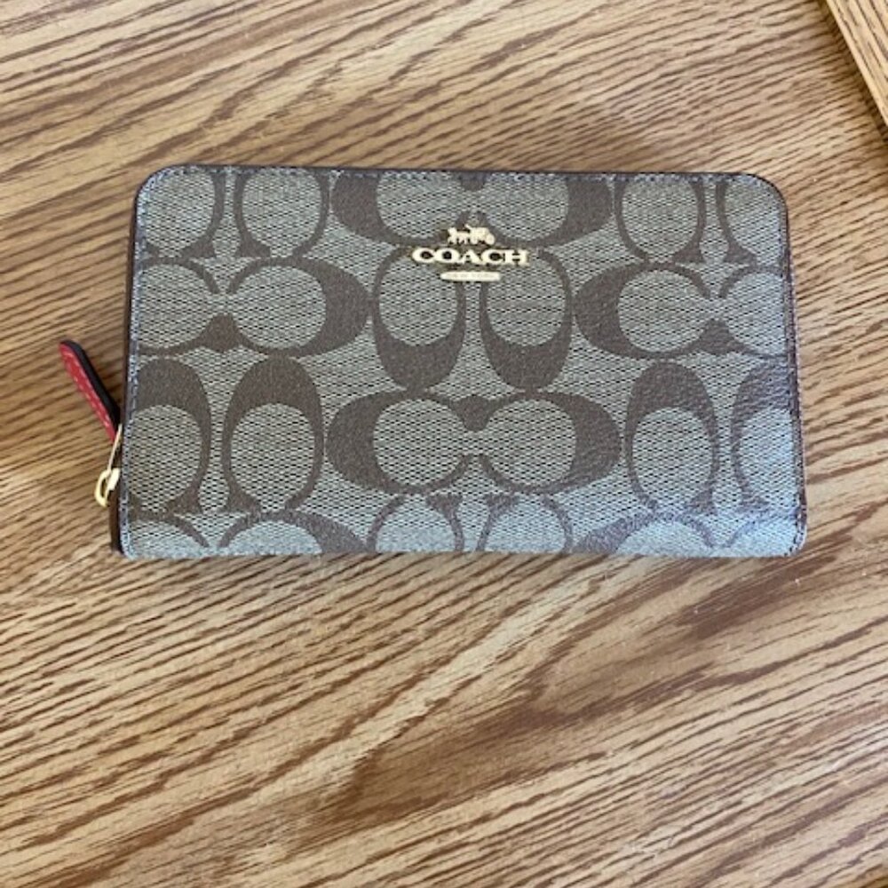MEDIUM ID ZIP WALLET IN SIGNATURE CANVAS (COACH 88913) IM/BROWN/WATERMELON